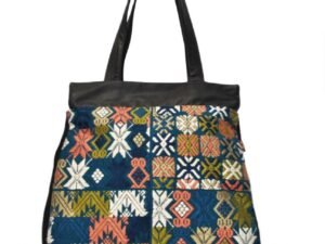 Maya Compras Purse