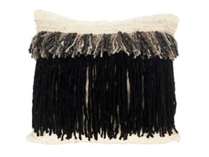 Luna 20" x 20" shag cushion