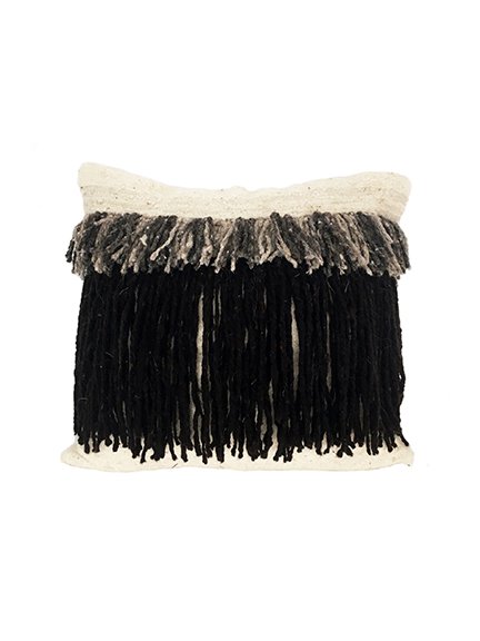 Luna 20" x 20" shag cushion