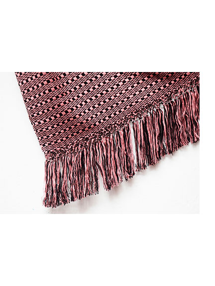 Fringes and knots on each side of the bla-pink Layered shawl