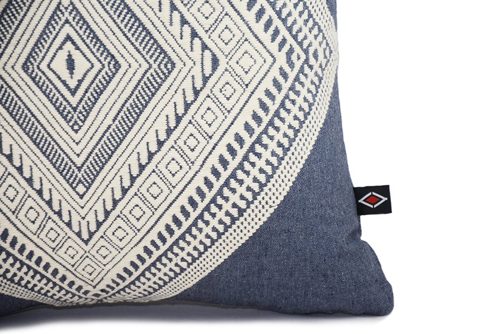 Diamond Pillowcase in Gray/White, 16in x 16in - Imagen 2